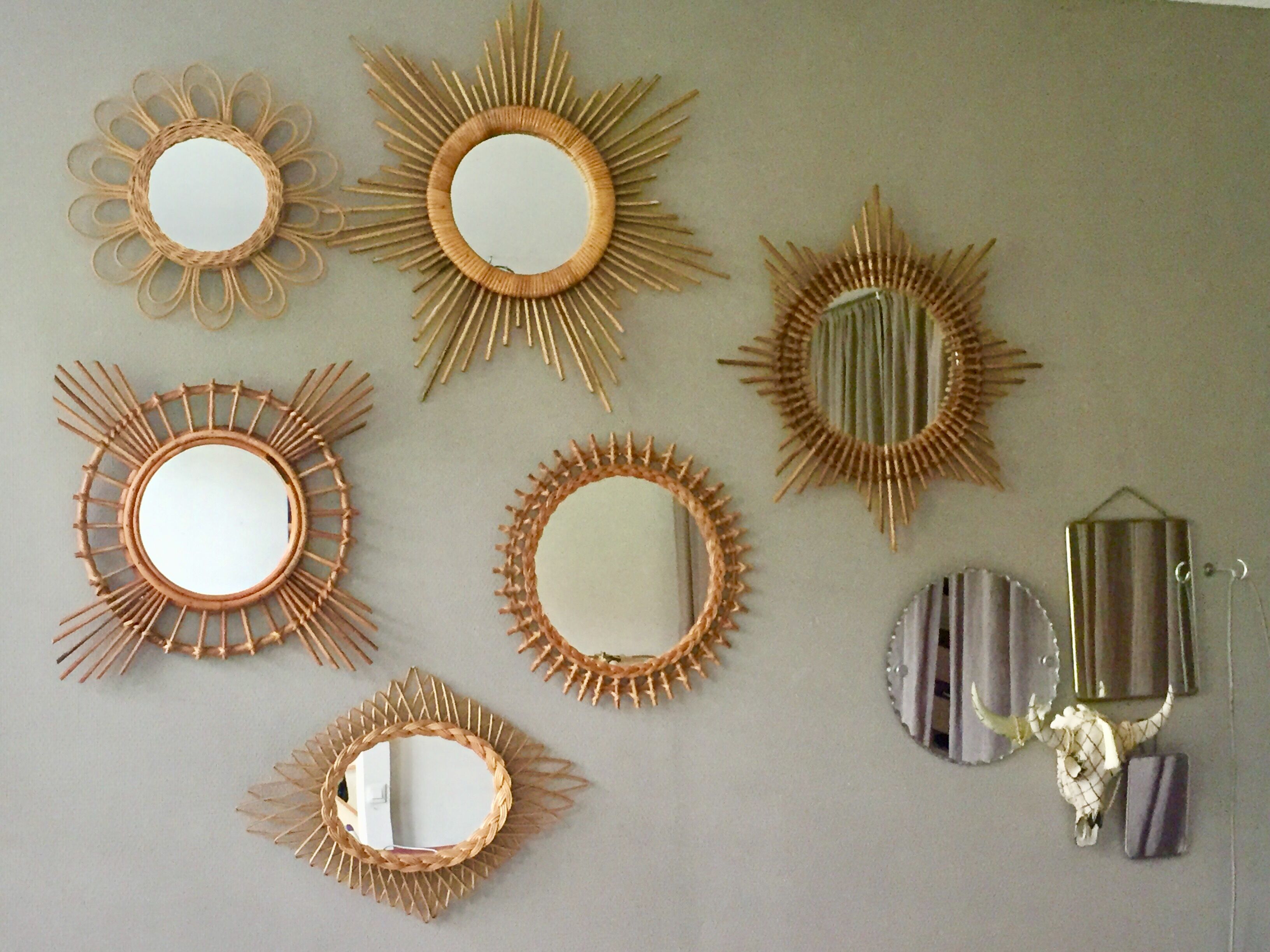 Miroir soleil en rotin 60x60cm