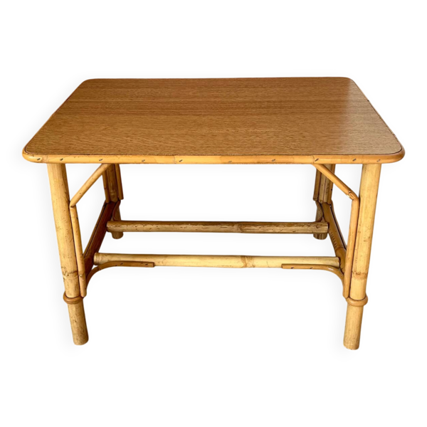 Petite table en rotin