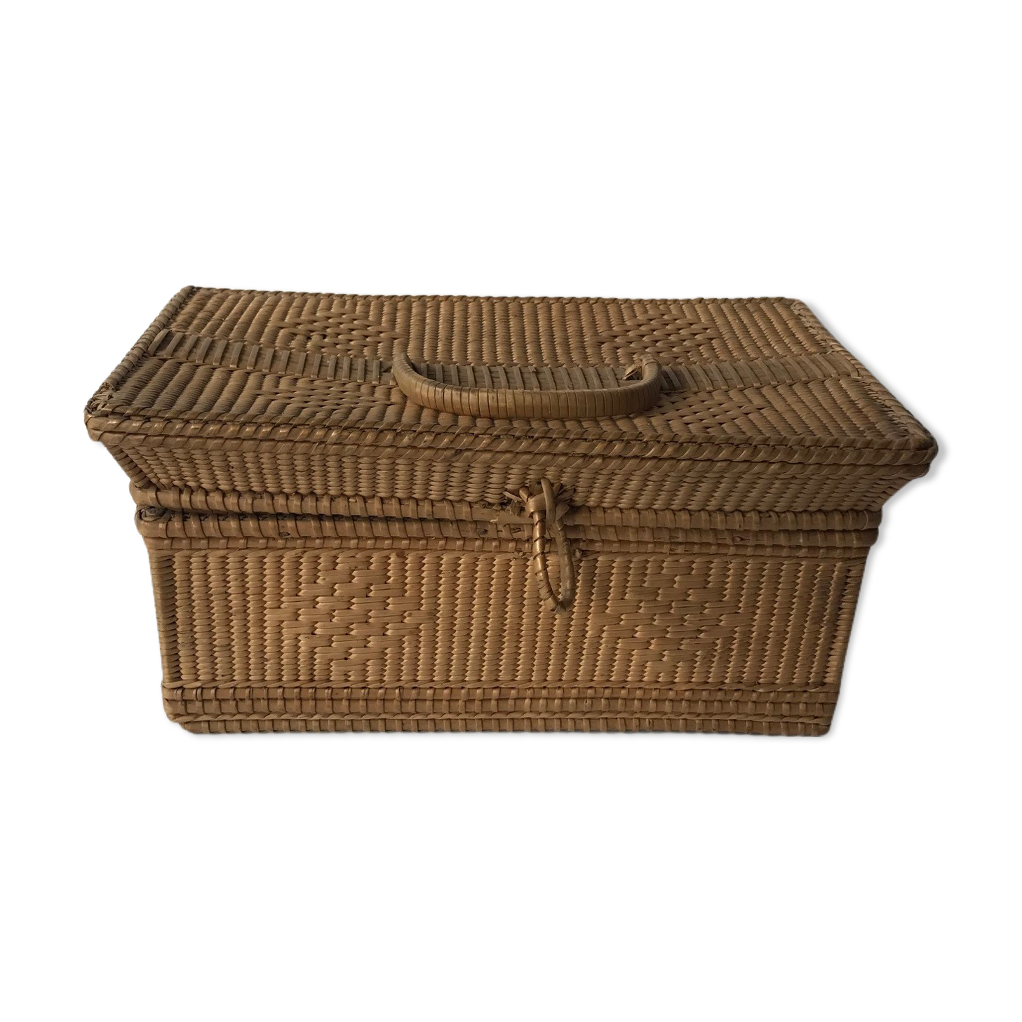 Basket box in good condition