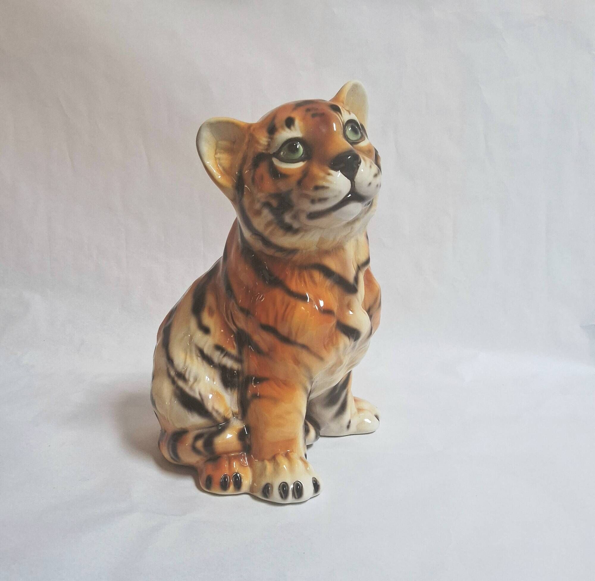 Vintage animal sculpture in Italian ceramic depicting a tiger cub.