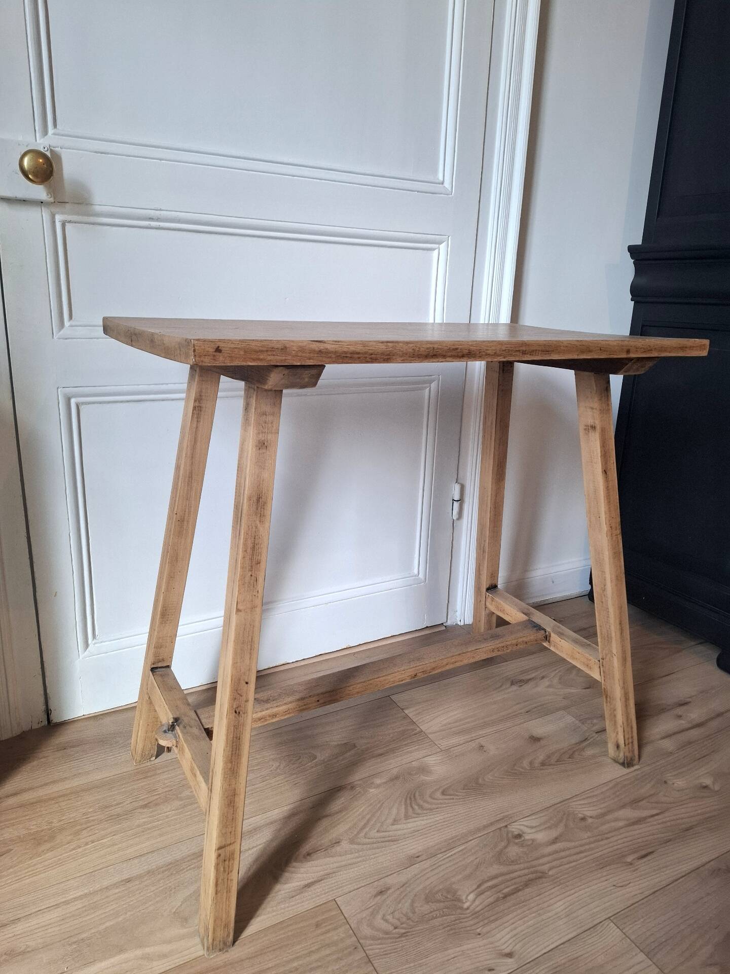 Old console in natural wood