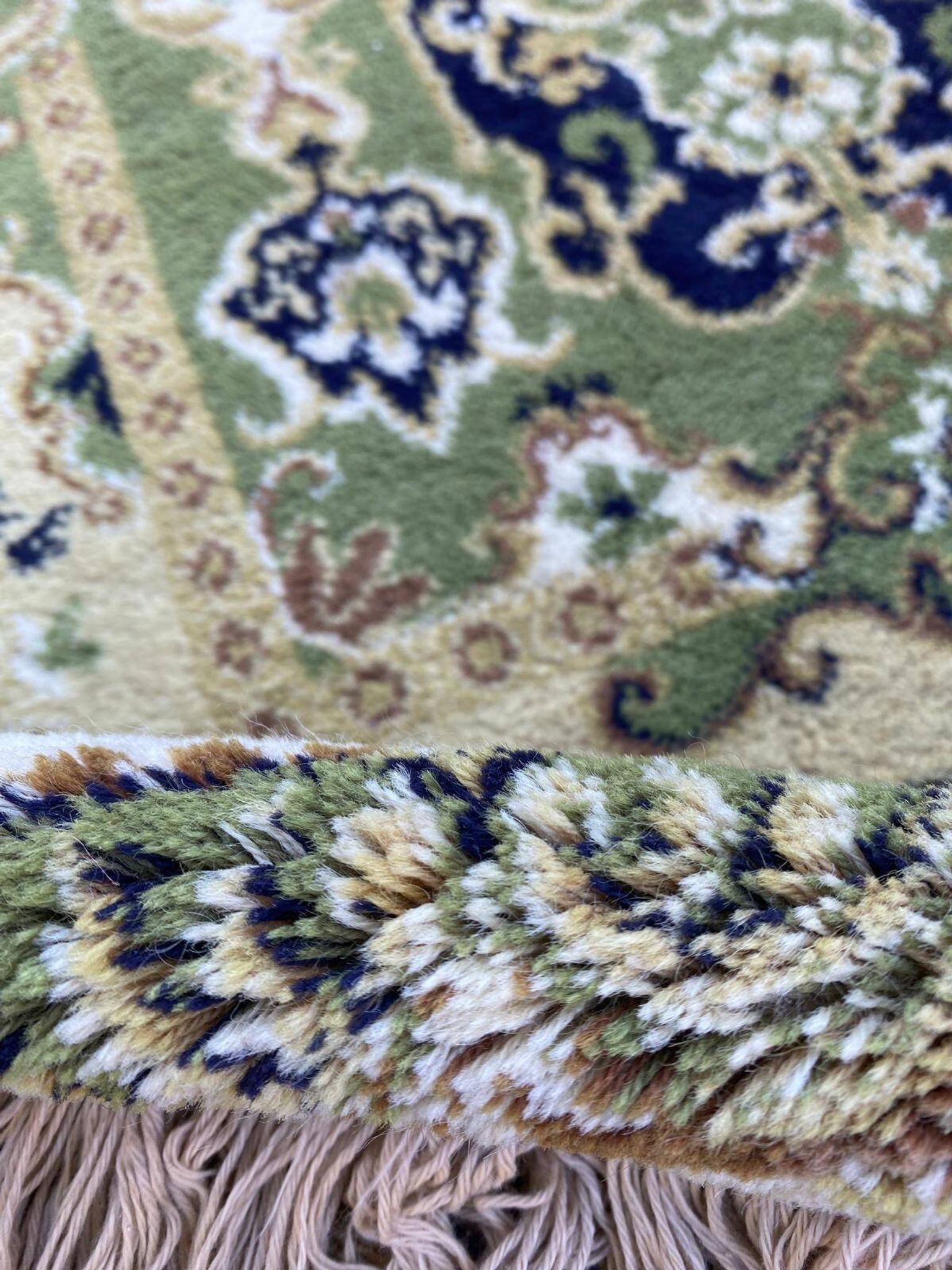 Oriental rug in thick wool velvet Sion gold and green 200x300