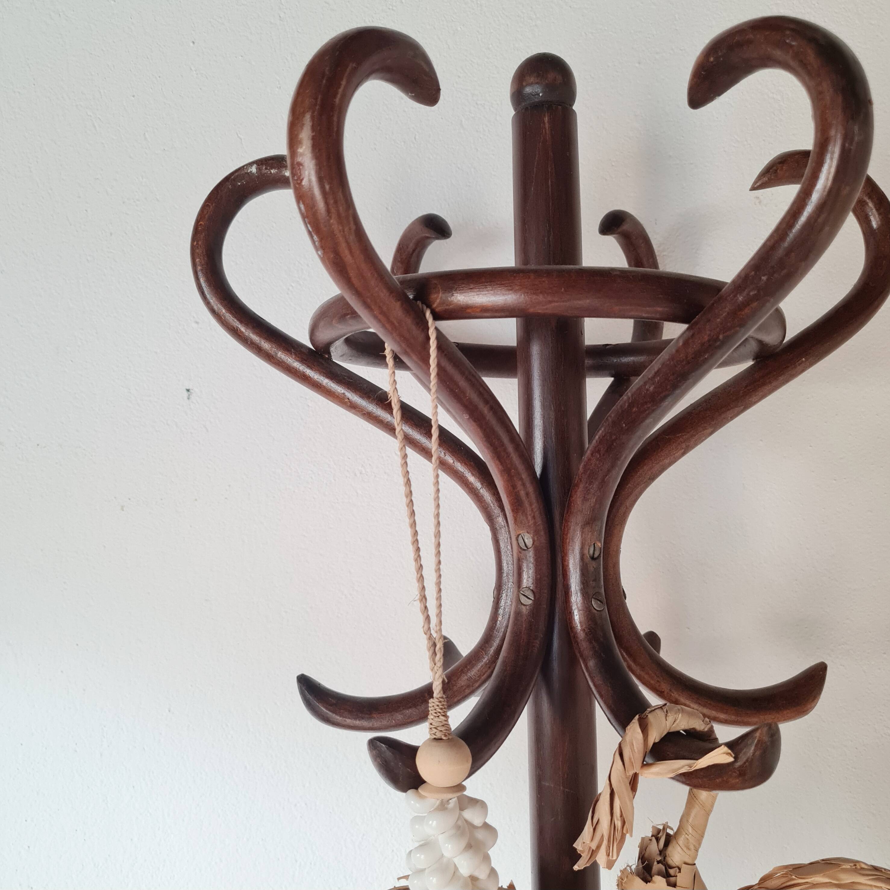 Porte-manteau ancien en bois courbé esprit Thonet 1875