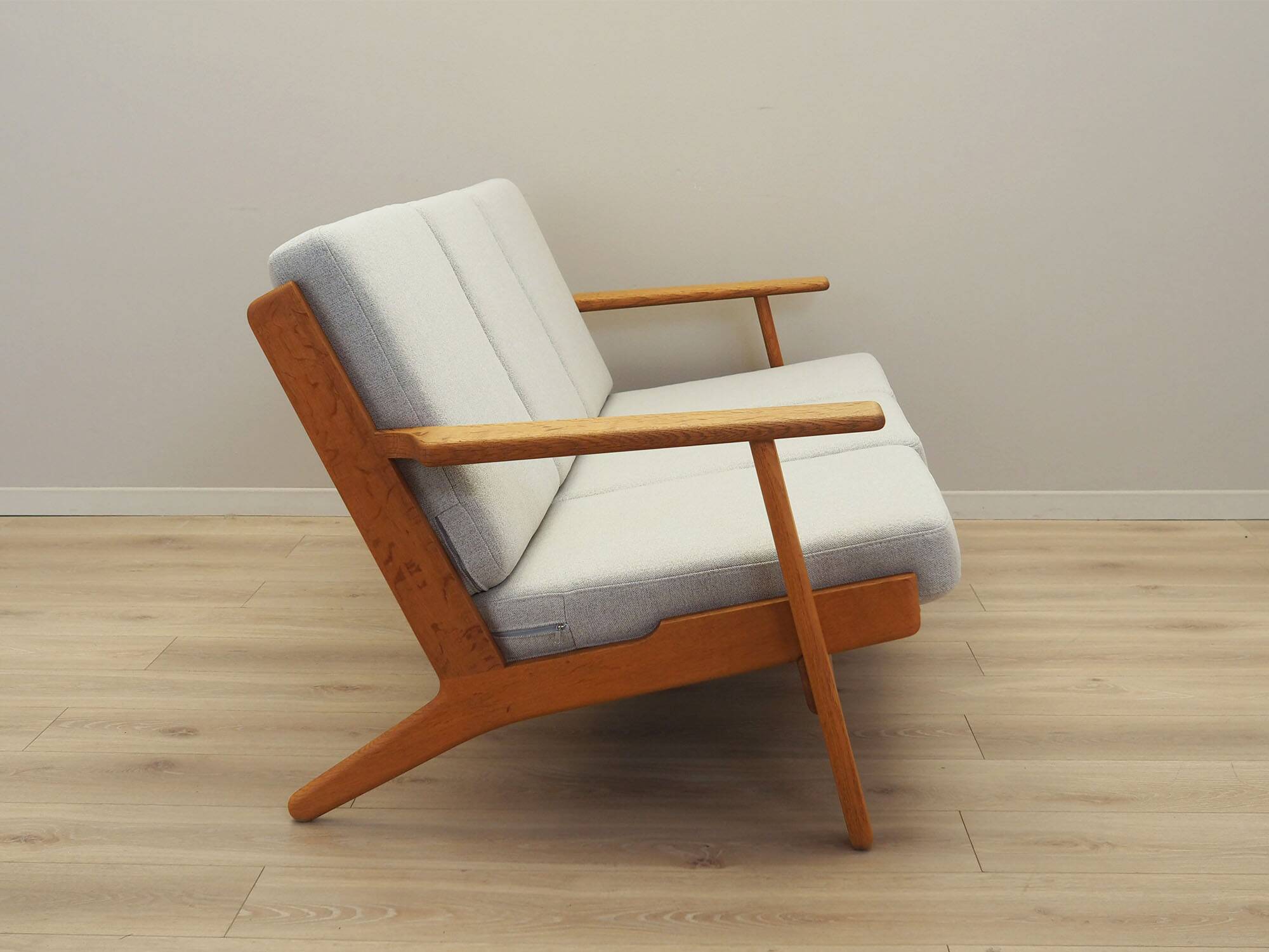 Oak sofa, Danish design, 1960s, designer: Hans J. Wegner, manufacturer: Get