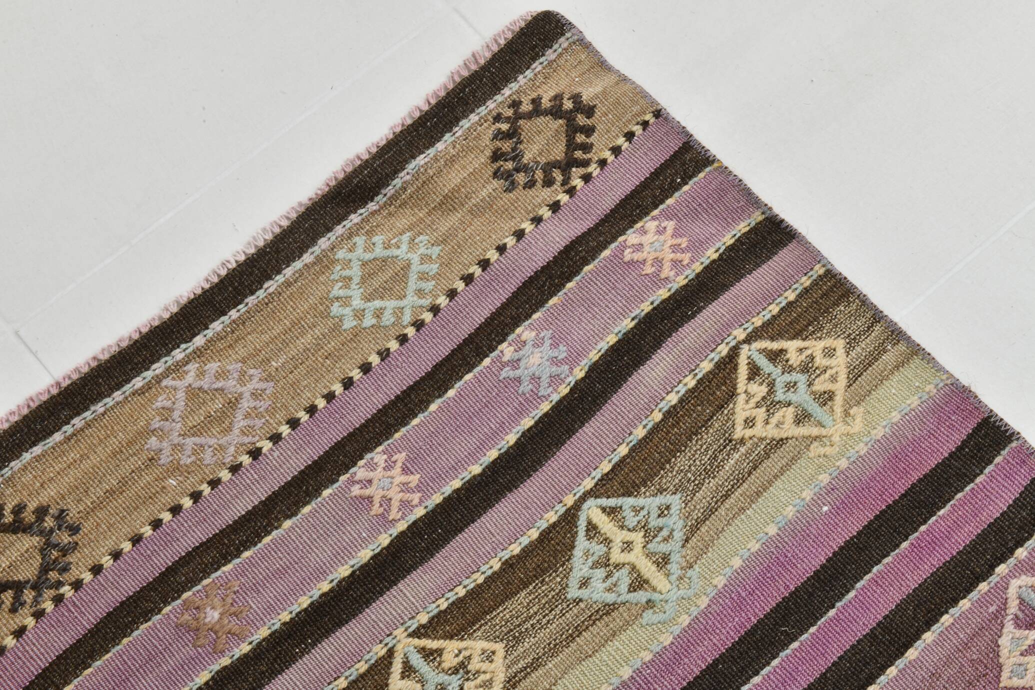 3x10 Pastel Pink & Brown Striped Kilim Runner Rug, 90x315Cm