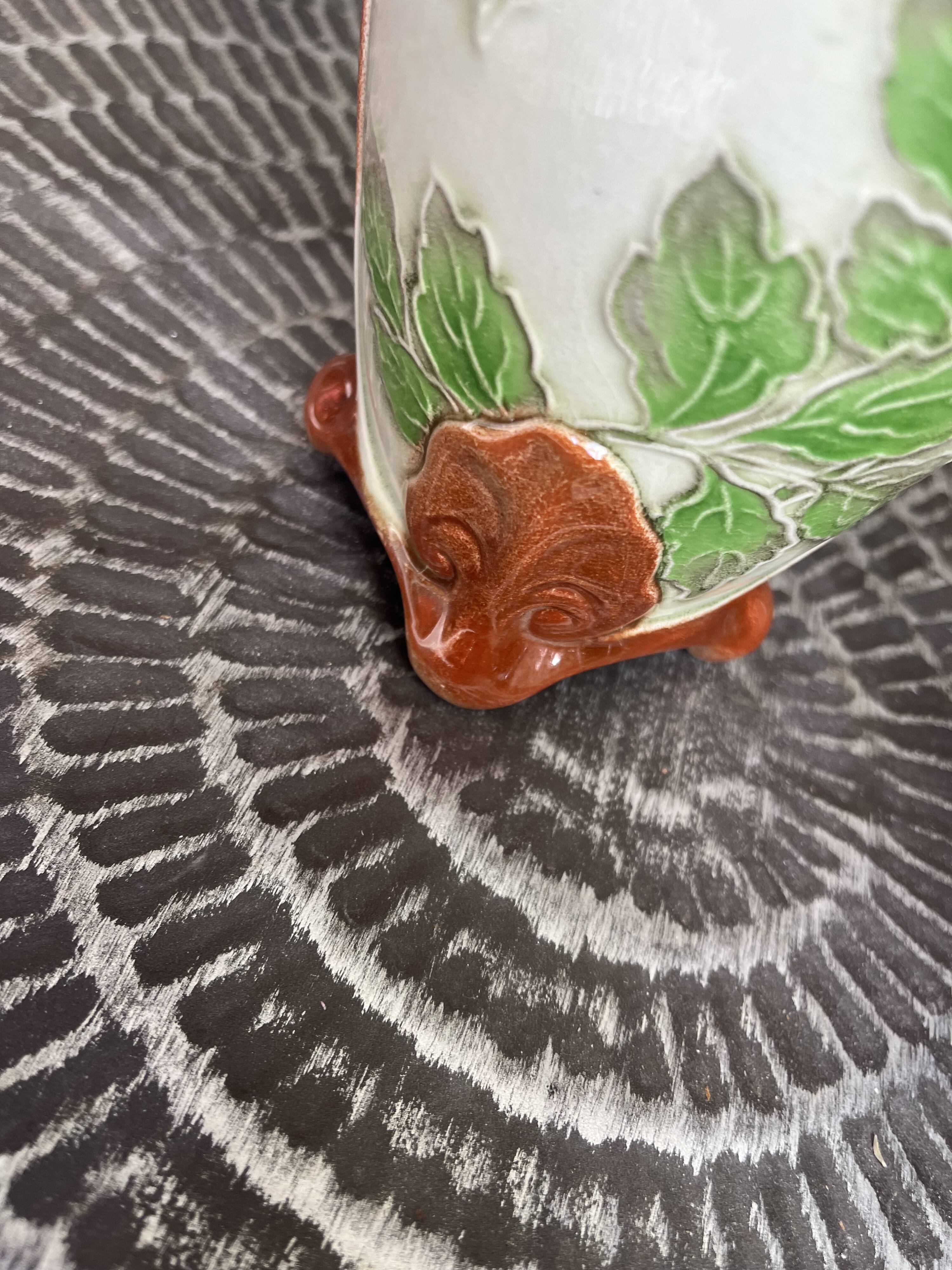 Paire de vase barbotine art nouveau