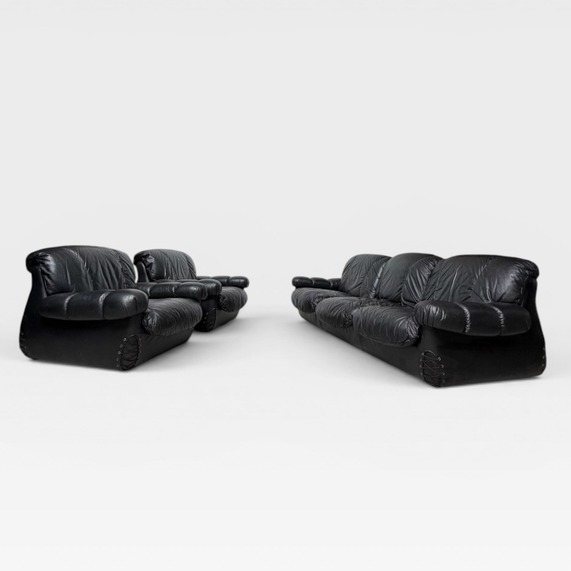 Sitzgruppe Soffa mit zwei Sessel