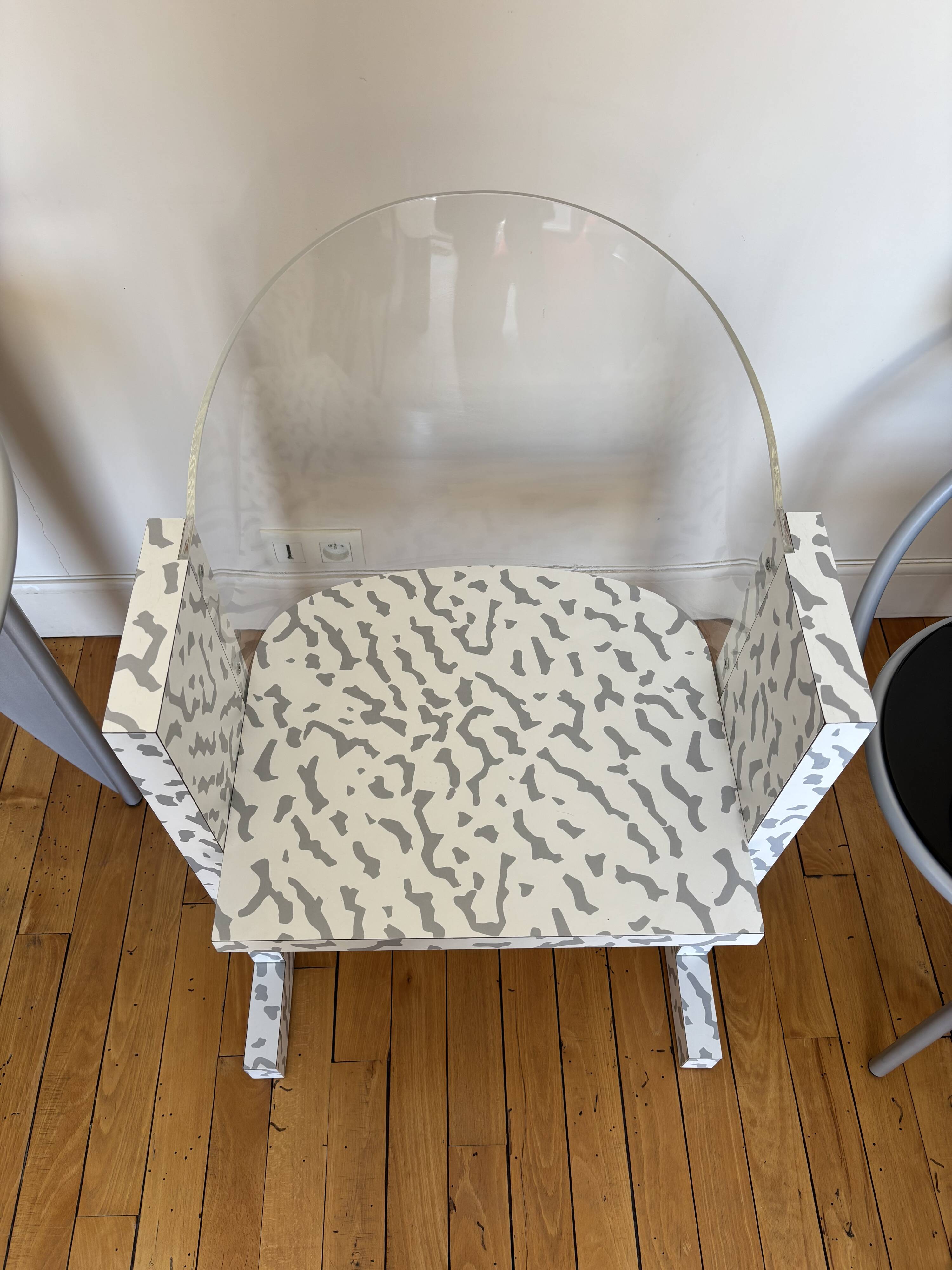Chaise Teodora Ettore Sottsass