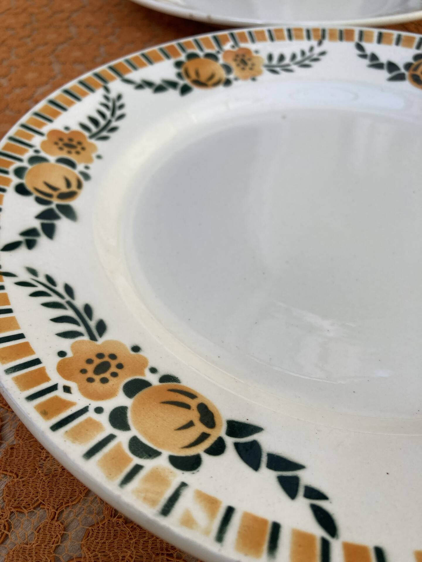 Cake stand and plates chic country Ceranord model Corbei
