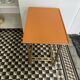 Table d’appoint vintage Werzalit – années 60/70 – plateau orange