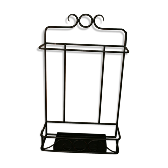 Wrought iron umbrella holder