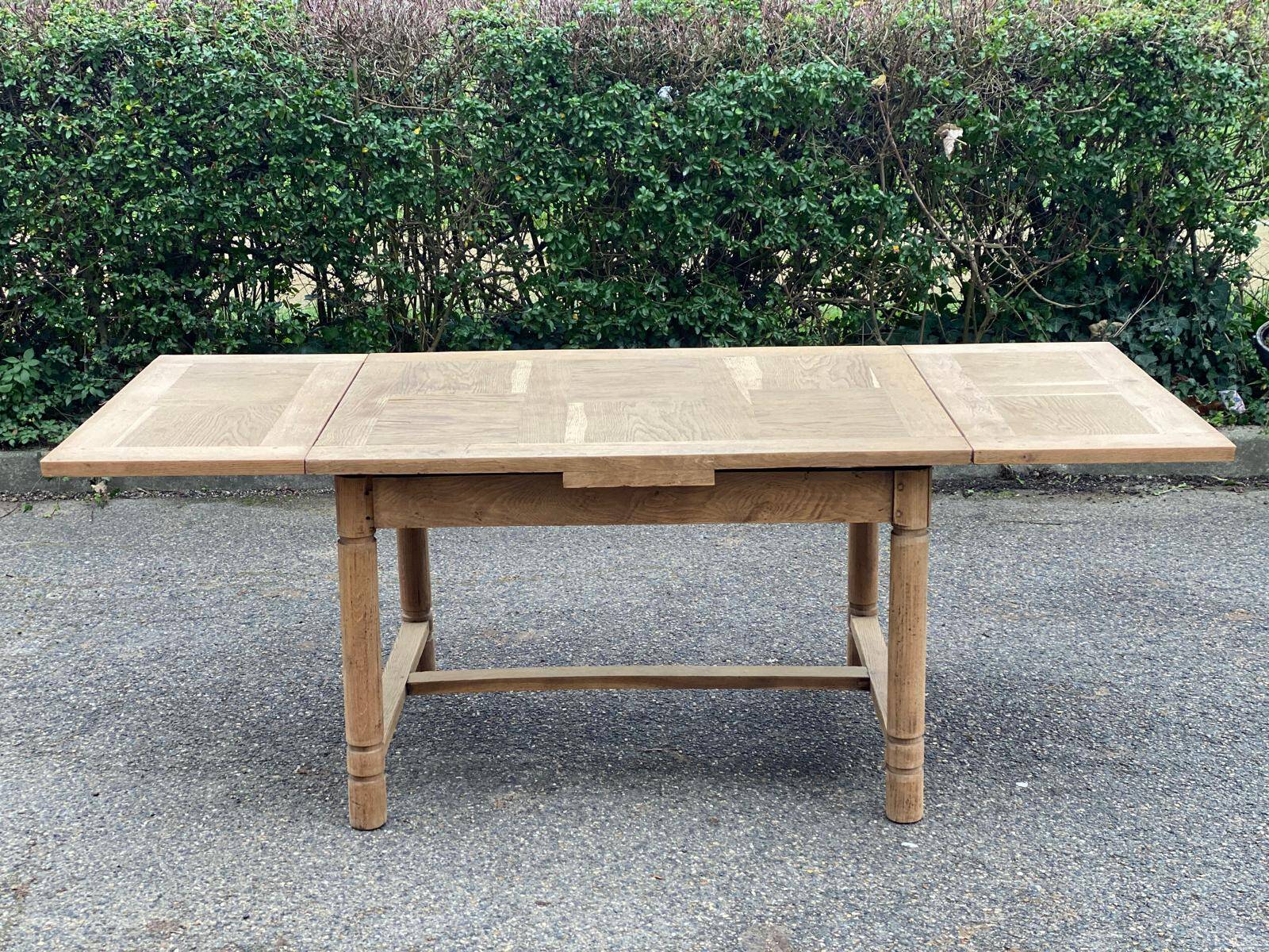 Renovated extendable farmhouse table in raw solid wood and marquetry 210cm