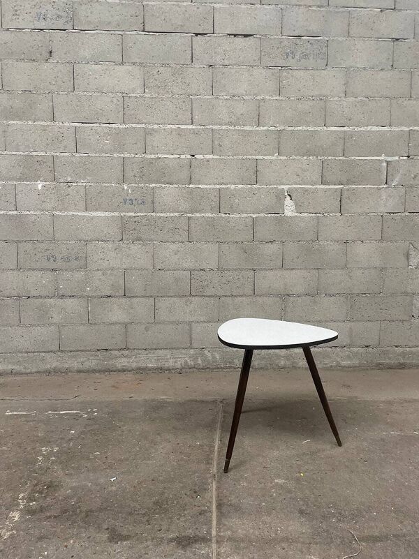 Table triangle
