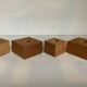 Quatre bougeoirs en bois scandinave