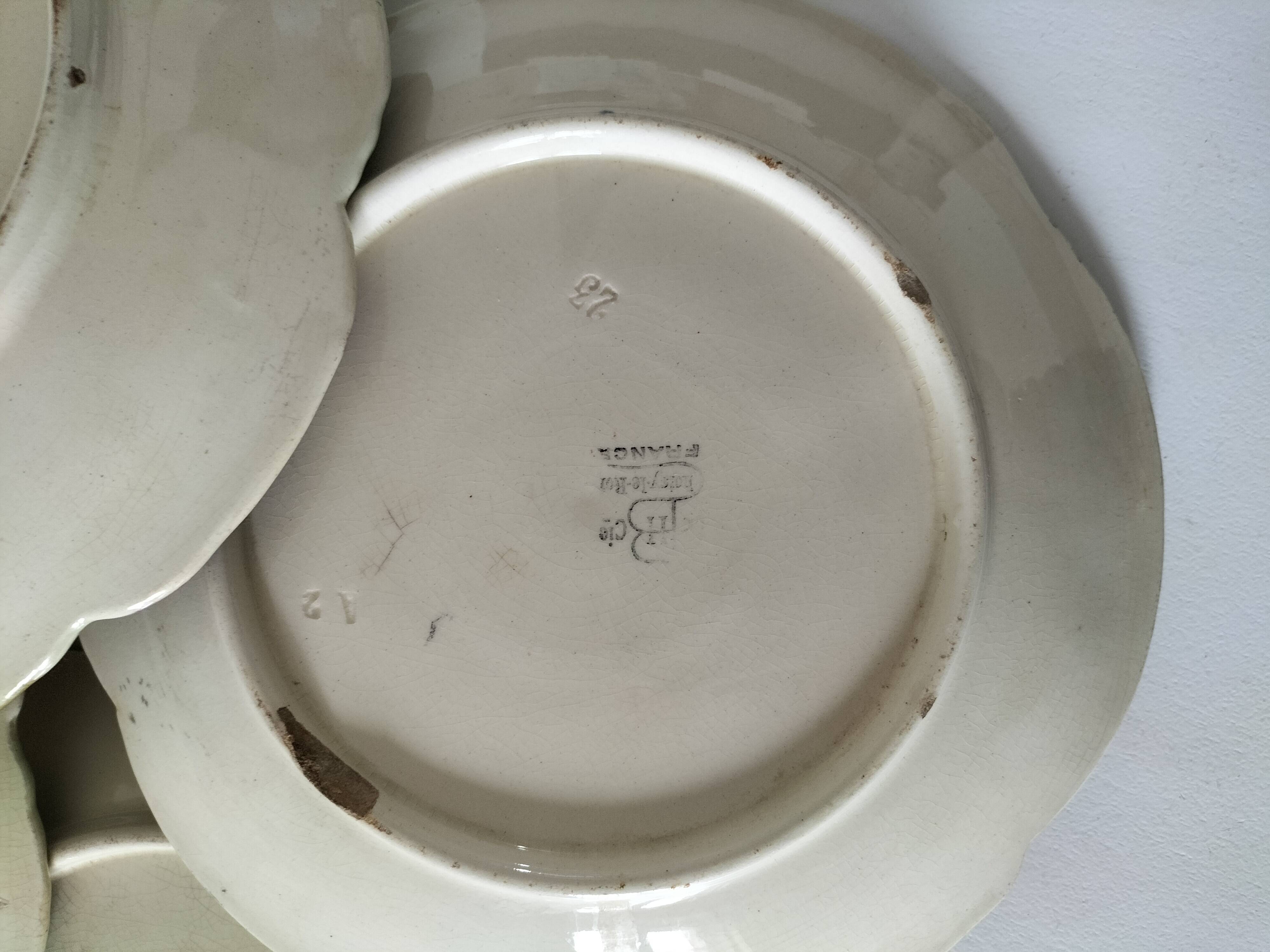4 barbotine plates with pansies H. Boulenger Choisy-le-Roi