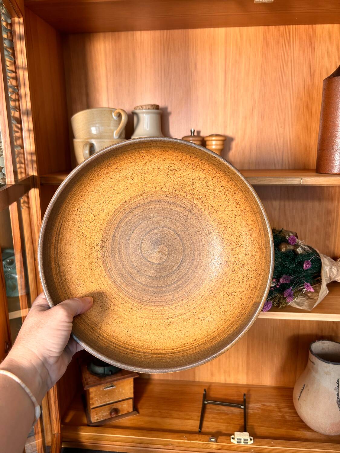 Longchamp stoneware hollow dish