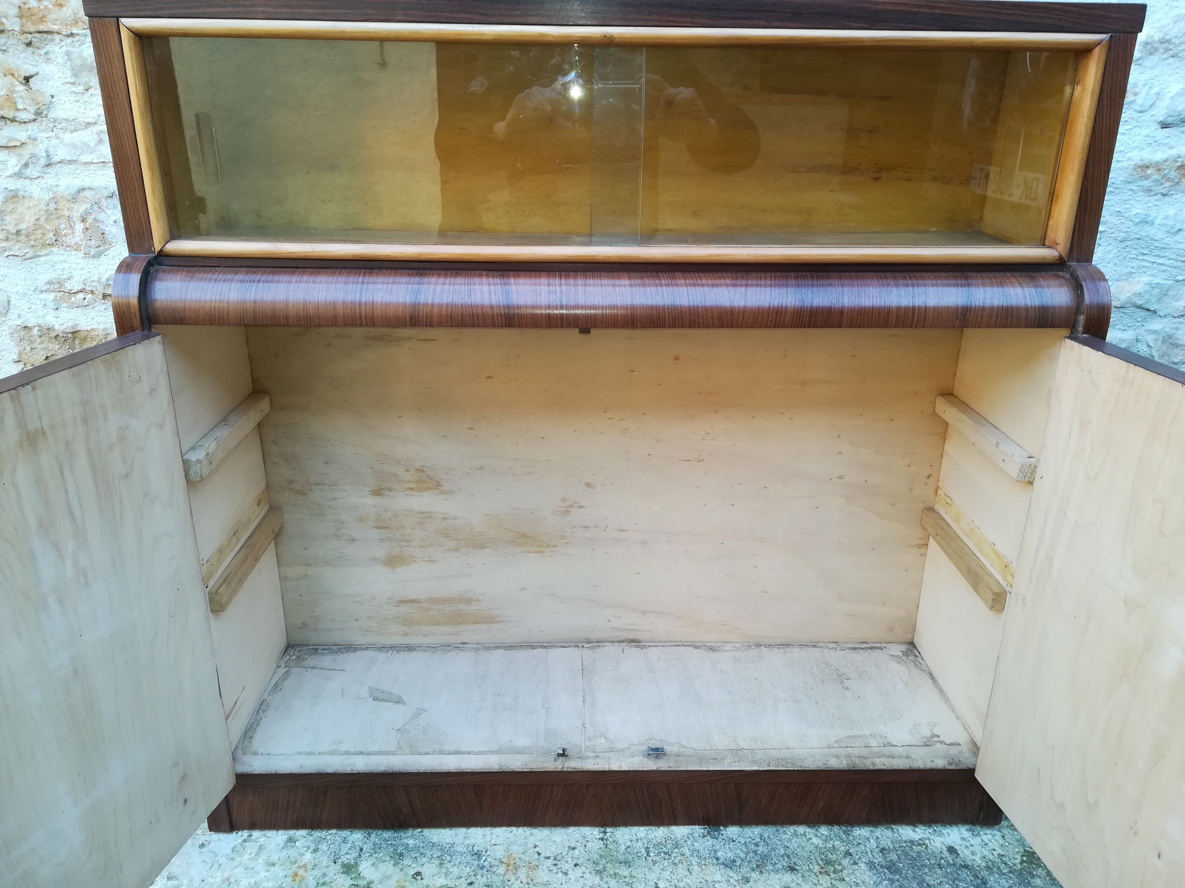 BAR SHOWCASE 50 YEARS