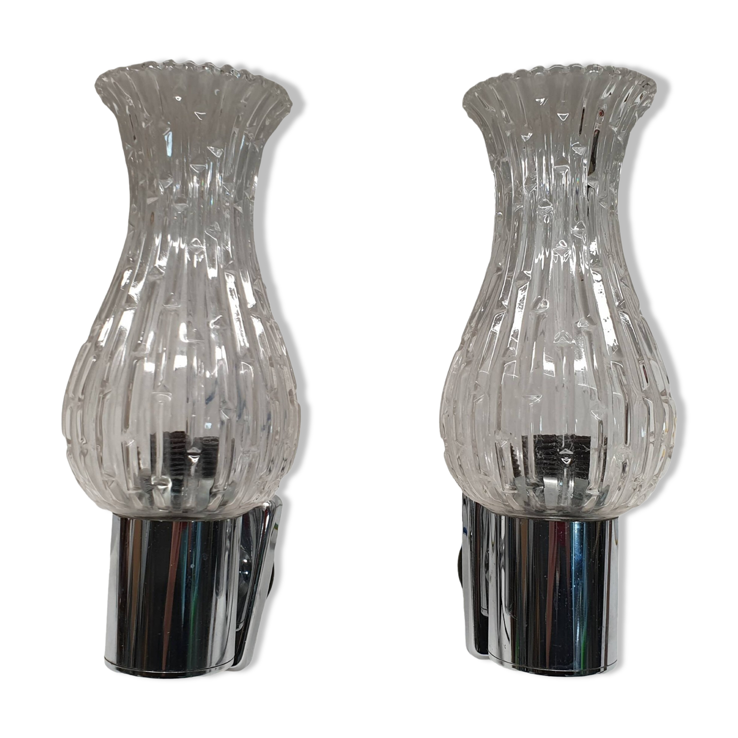 Set of 2 Italian chrome tulip glass wall lights from the 70s