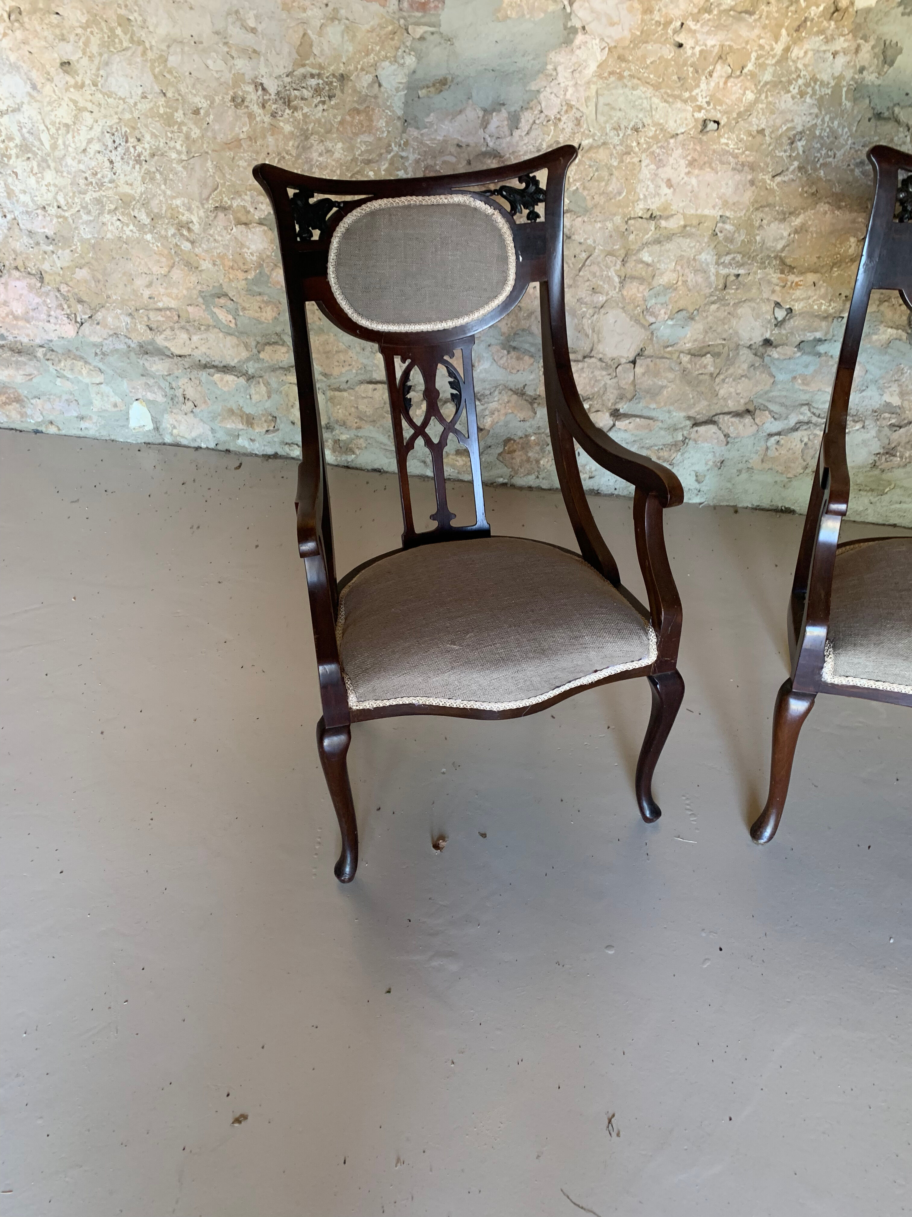 Banc et ses deux chaises