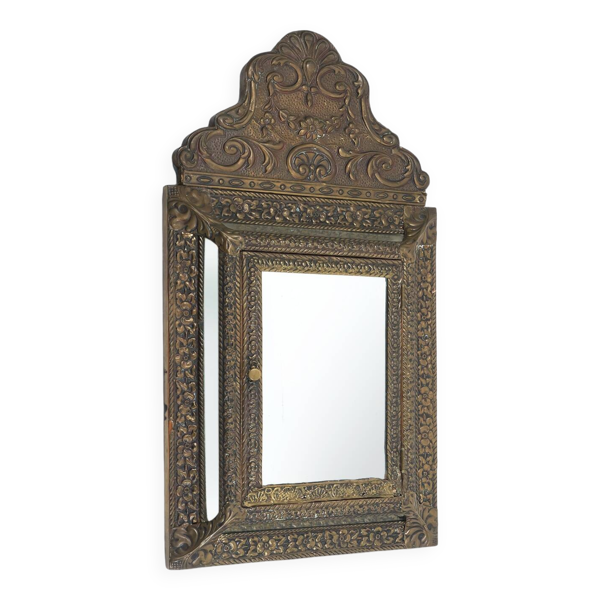 Armoire murale Art Déco en cuivre français avec miroir biseauté, années 1930