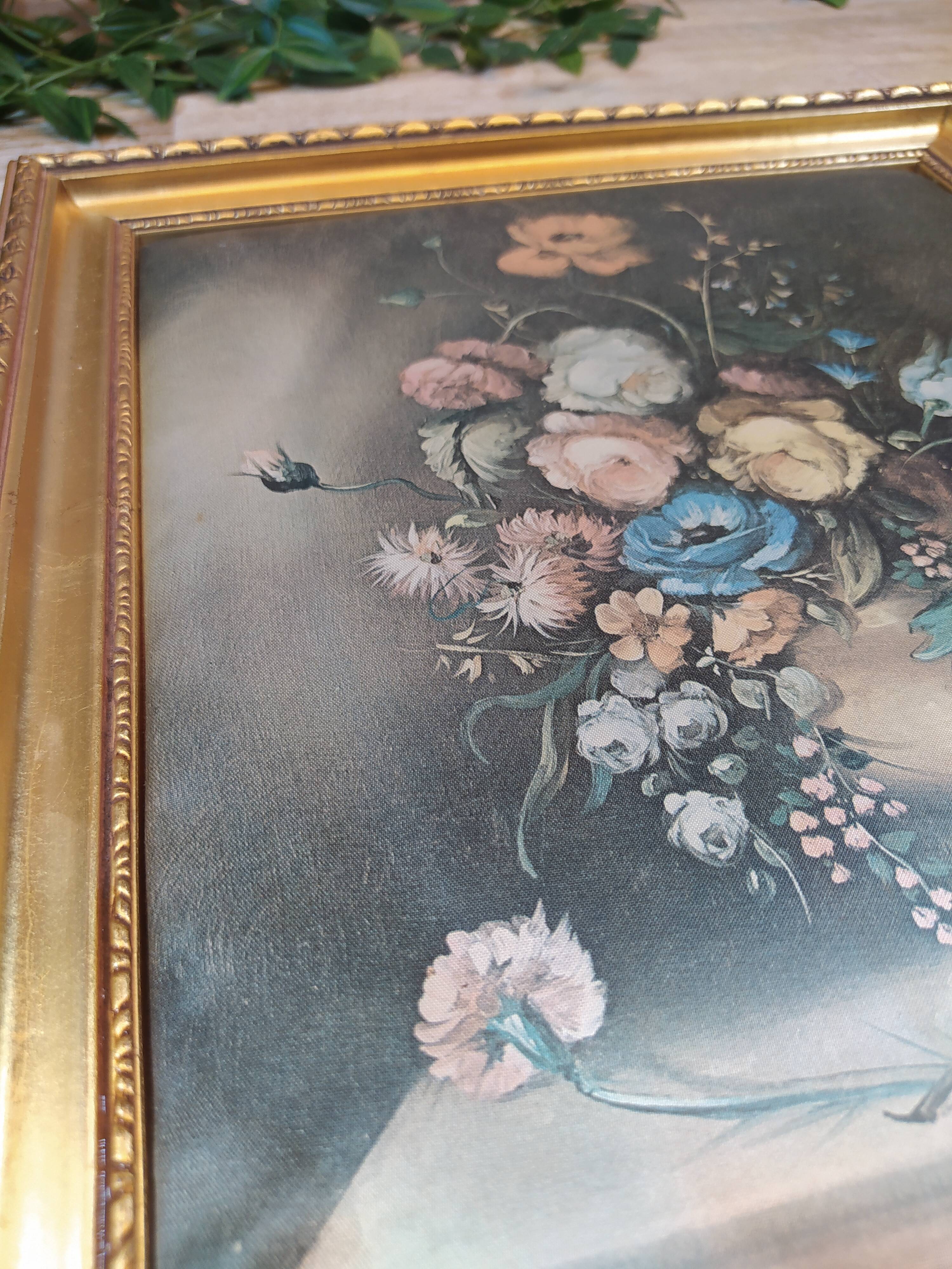 Tableau bords doré et impression sur tissu nature morte