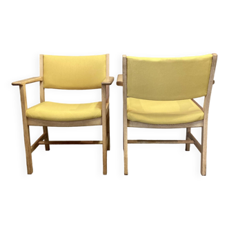 Suite de 2 fauteuils Hans Wegner "design scandinave" 1960.