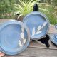 3 tasses et sous-tasses grès bleu et blanc vintage signé
