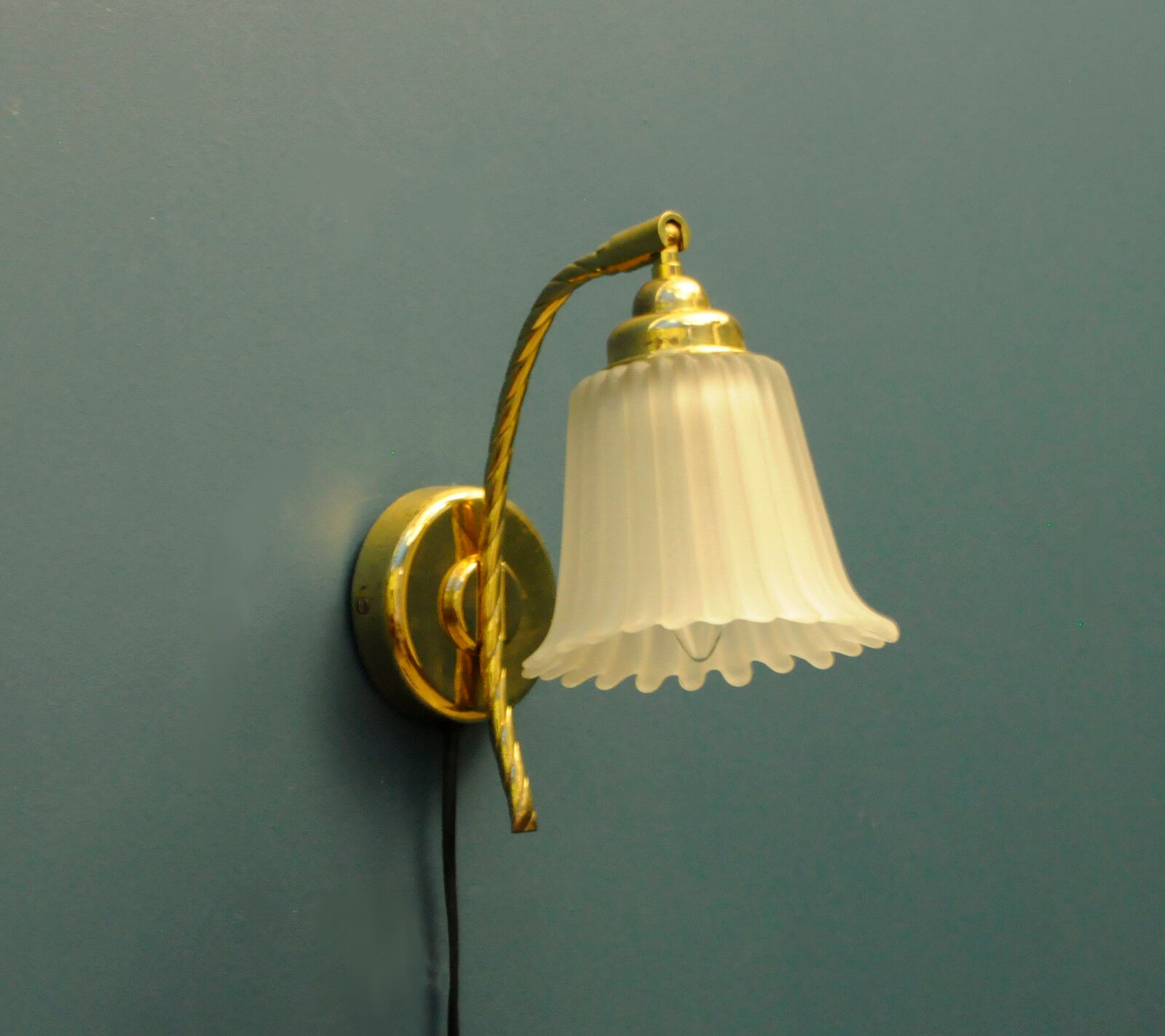 Danish wall lamp, brass and glass