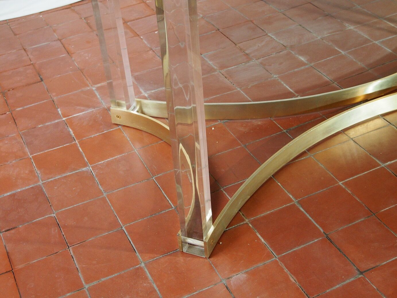 Alessandro Albrizzi table