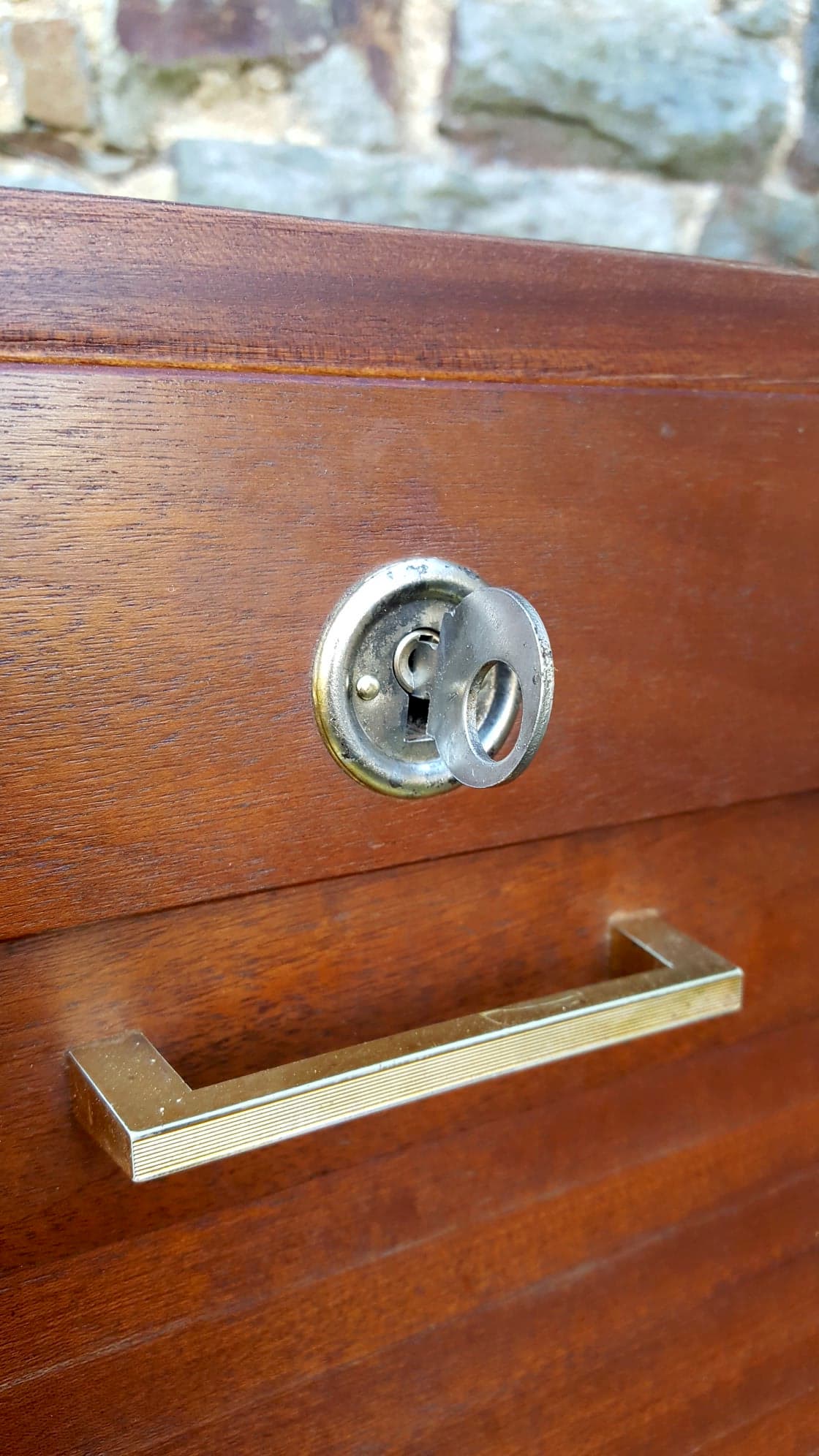 Wooden curtain binder