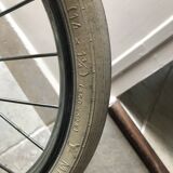 Foldable vintage metal children's bike