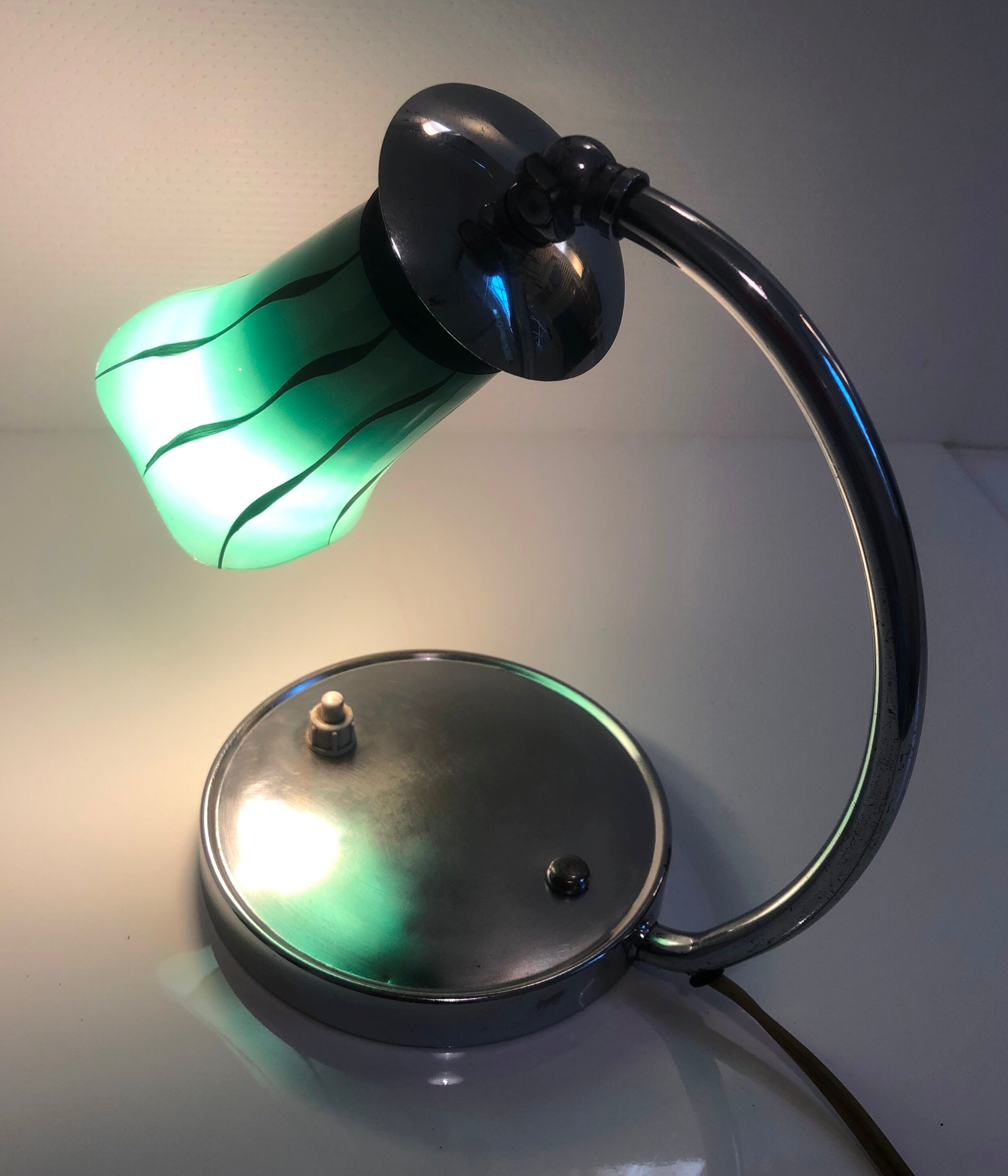 Chrome table lamp from the 30/40