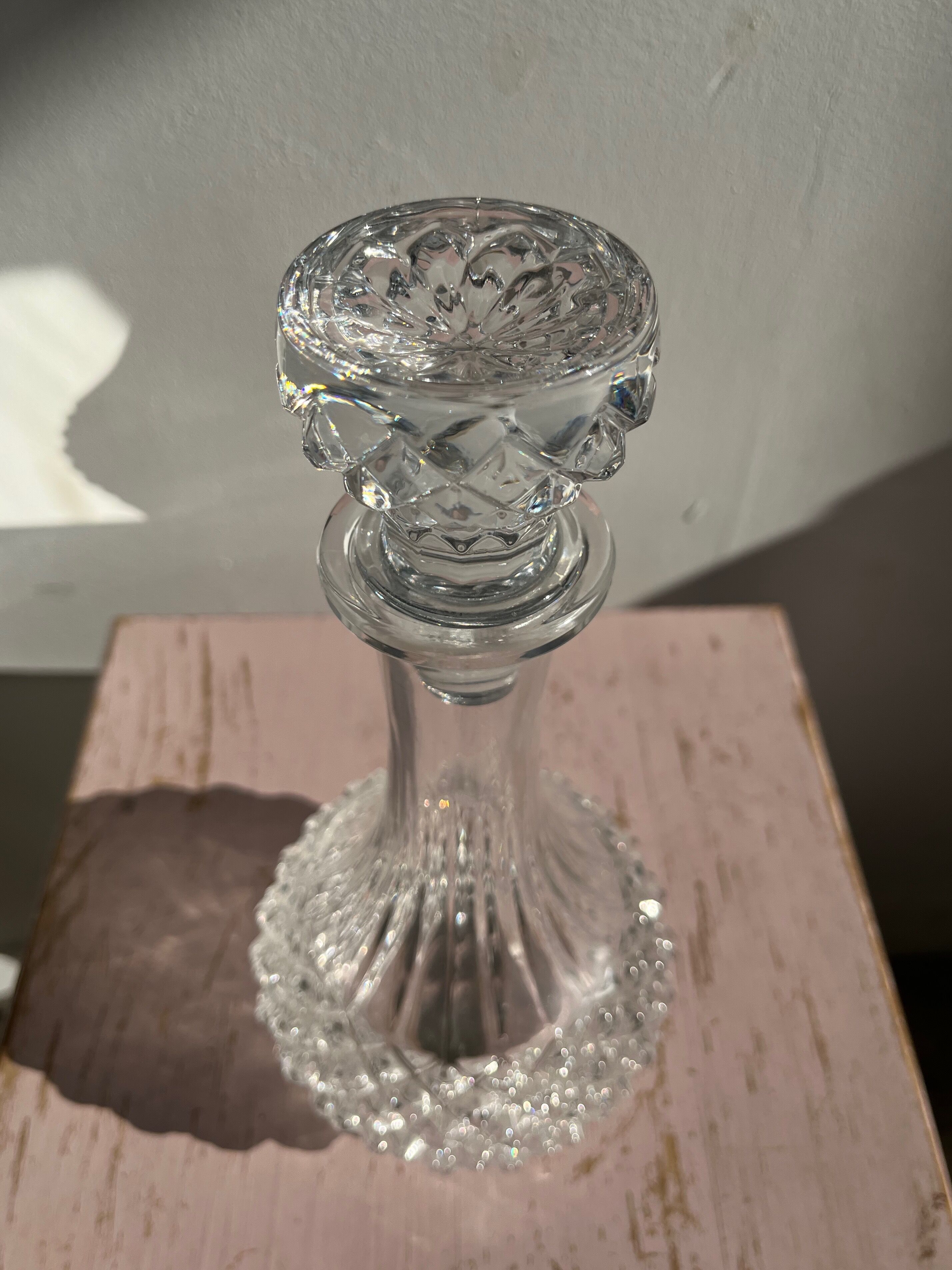 Liquor decanter crystal diamond tips