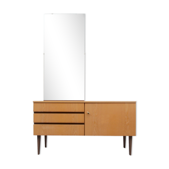 Dressing table with mirror