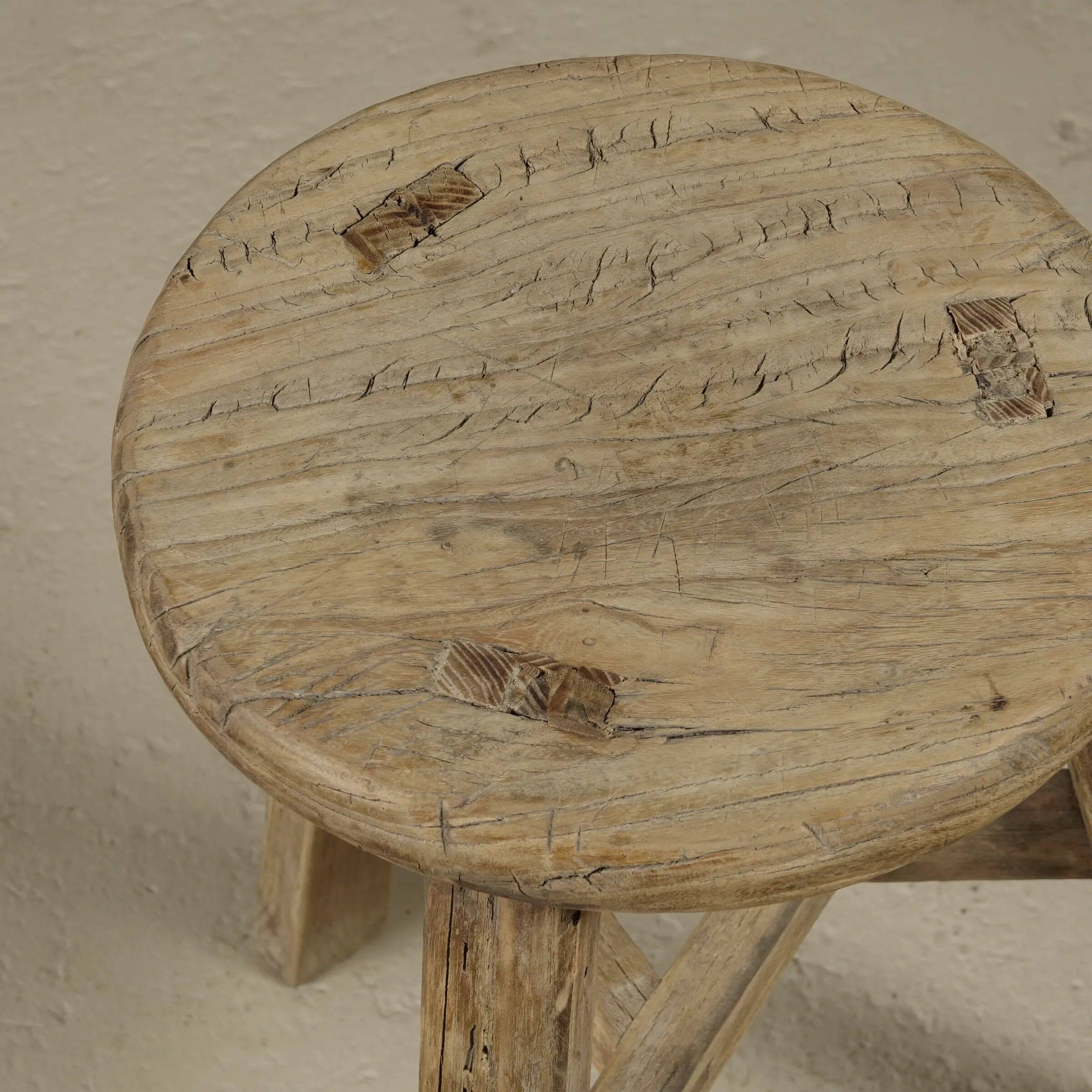 Gong - Antique Chinese elm stool, round seat no. 5