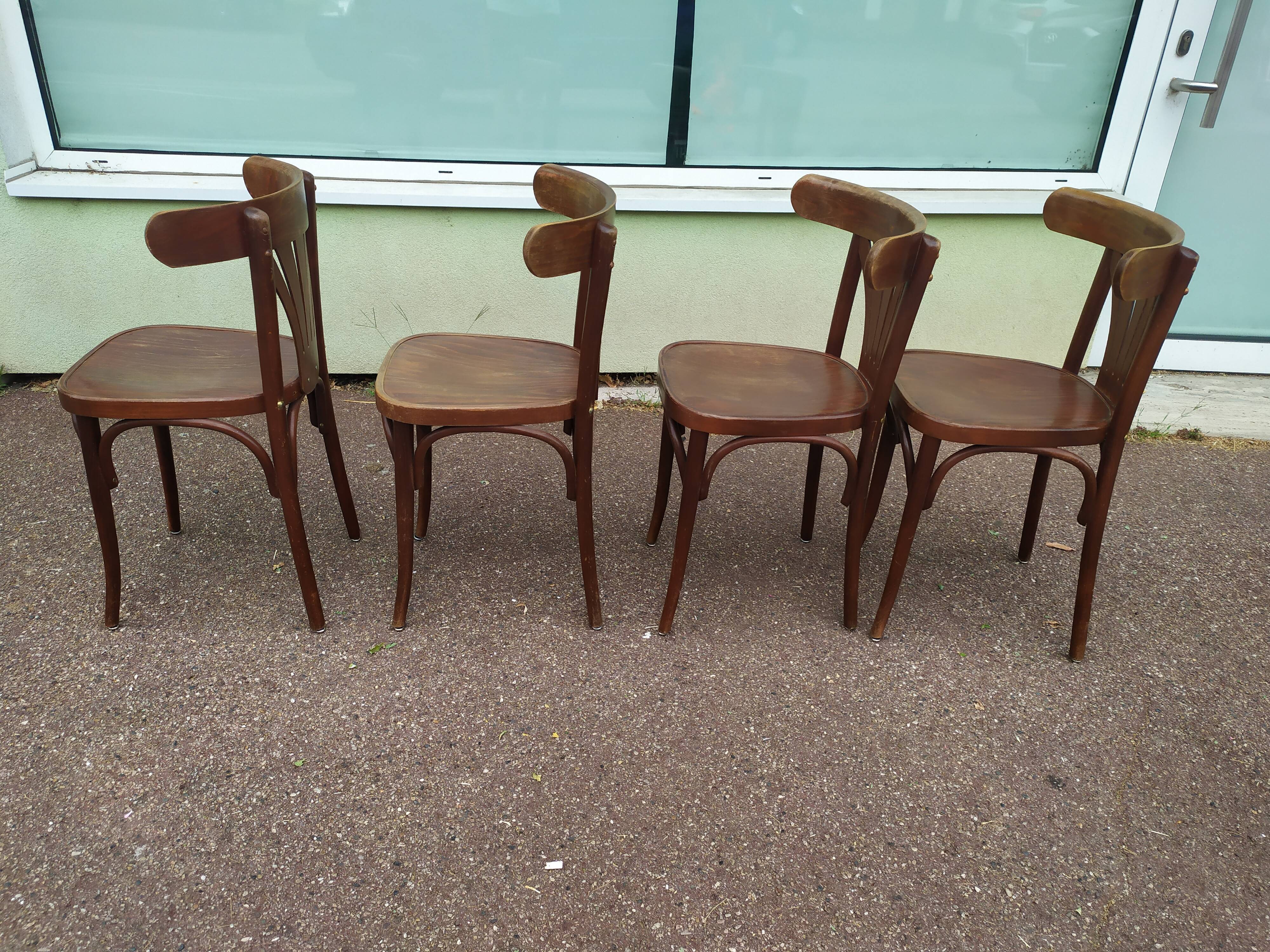 Lot de 4 chaises de bistrot en bois vintage