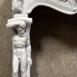 Del Torrione: Renaissance-style castle fireplace in painted plaster