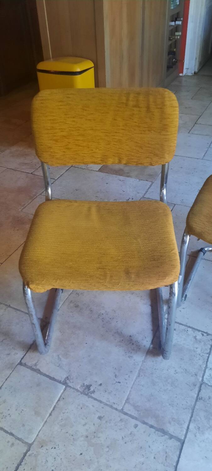 Lot de 4 chaises tubulaire chromé vintage