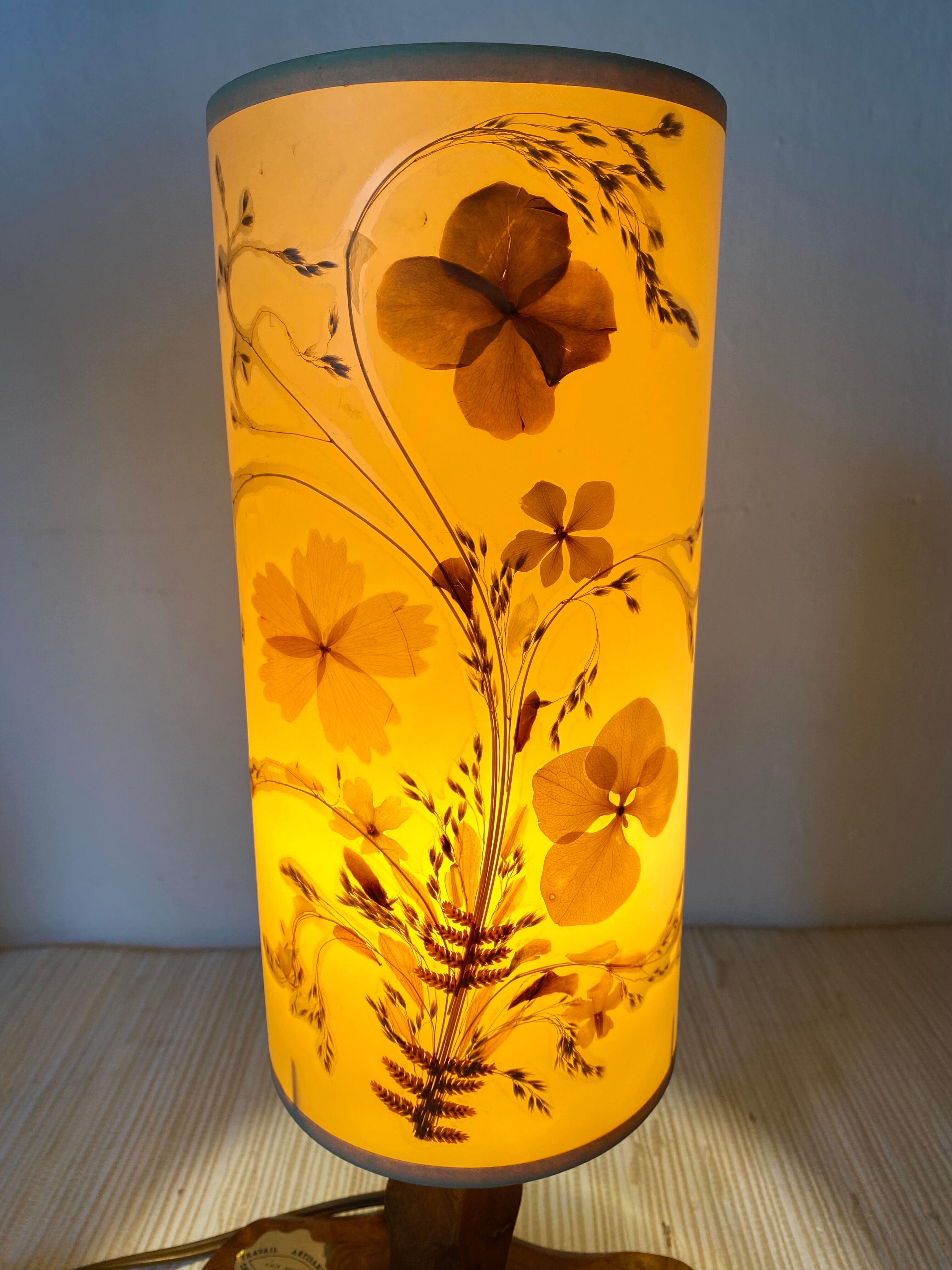 Vintage elm and dried flower lamp