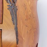 Louis XV chest of drawers in rosewood marquetry