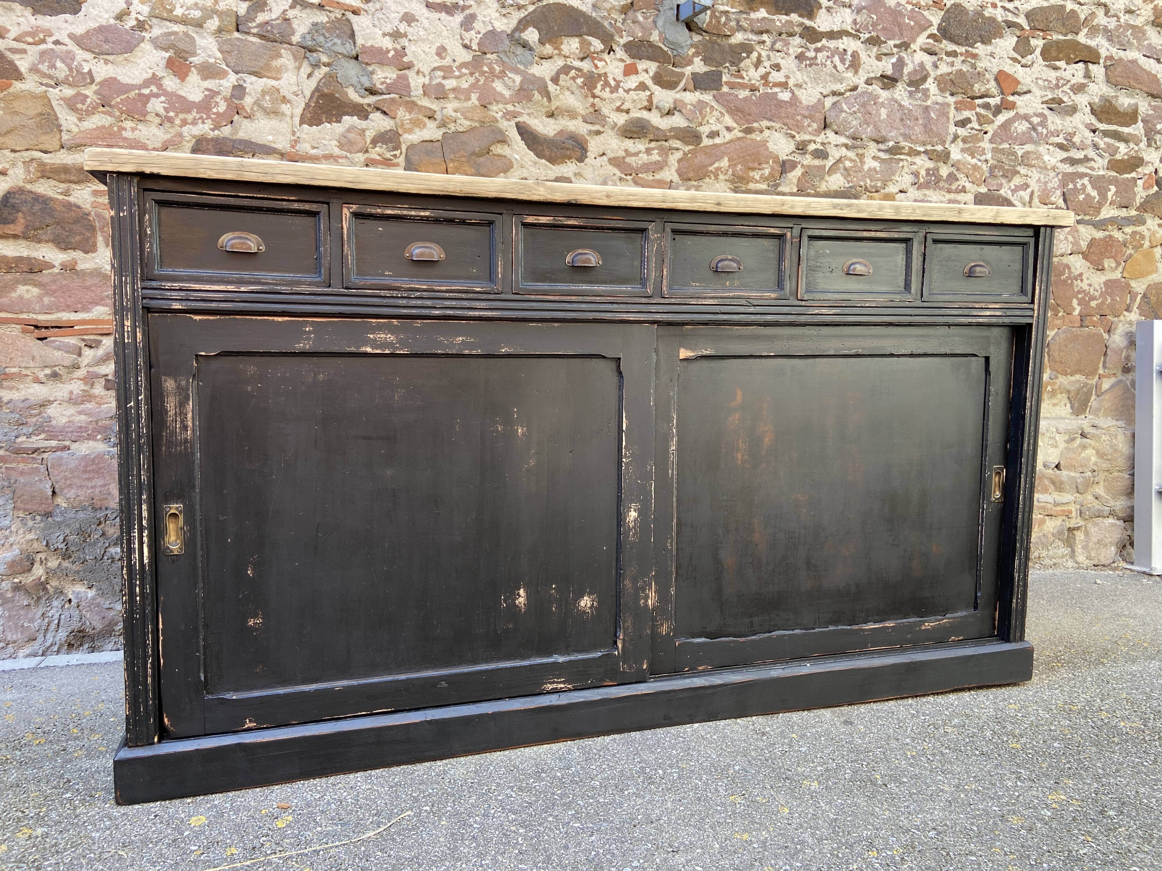 Commercial furniture trade counter