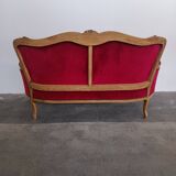 Ensemble banquette et 2 fauteuils style Louis XV en tissu rouge