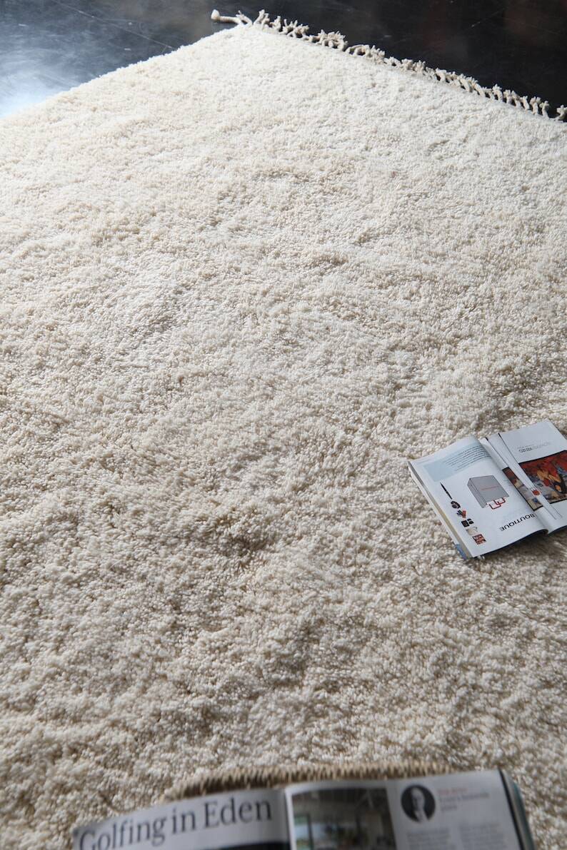 Handwoven Moroccan rug wool - 305 x 205 cm