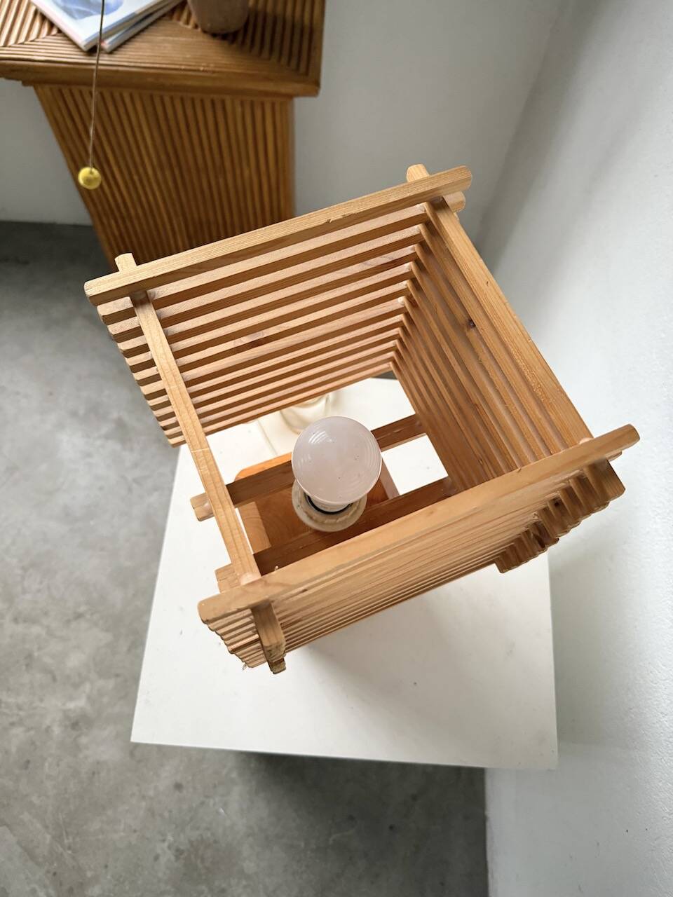 Constructivist wooden table lamp