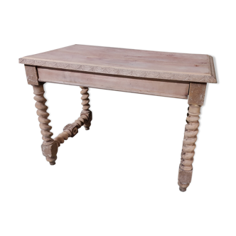 Table Louis XII style