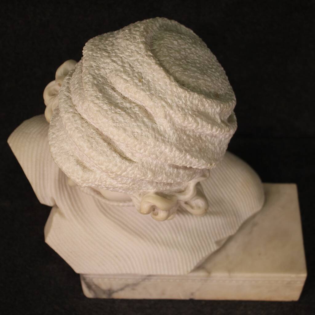 20th century Italian marble sculpture