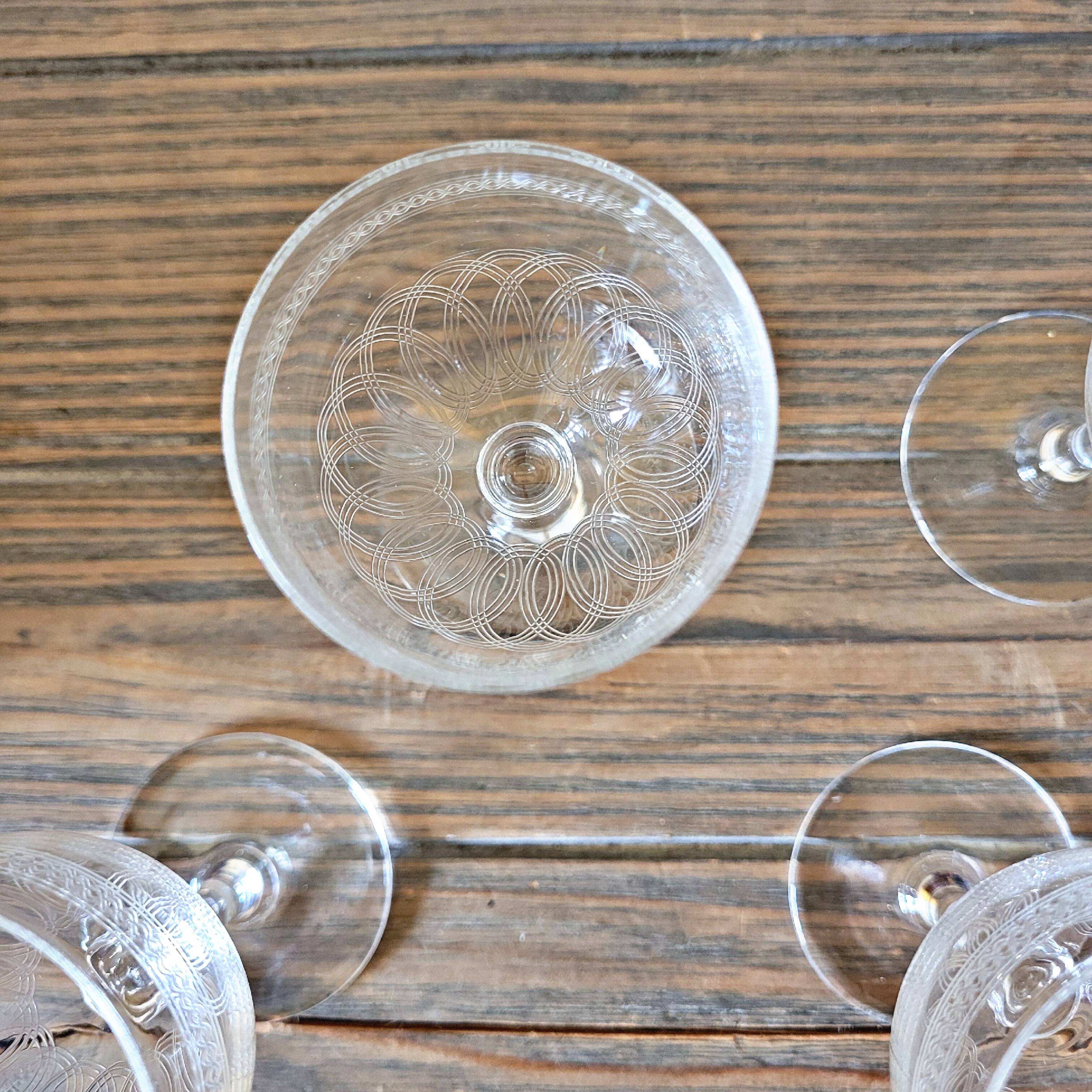 Verres à vin blanc ou liqueur en cristal ancien guilloché, fin 19ème début 20ème  (lot de 6)