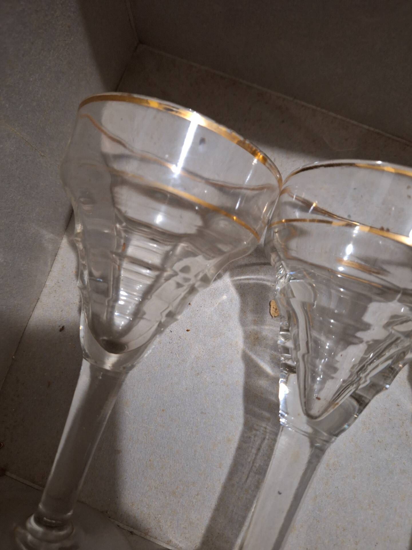 Set of 4 vintage bistro glasses with gold rim, year 19