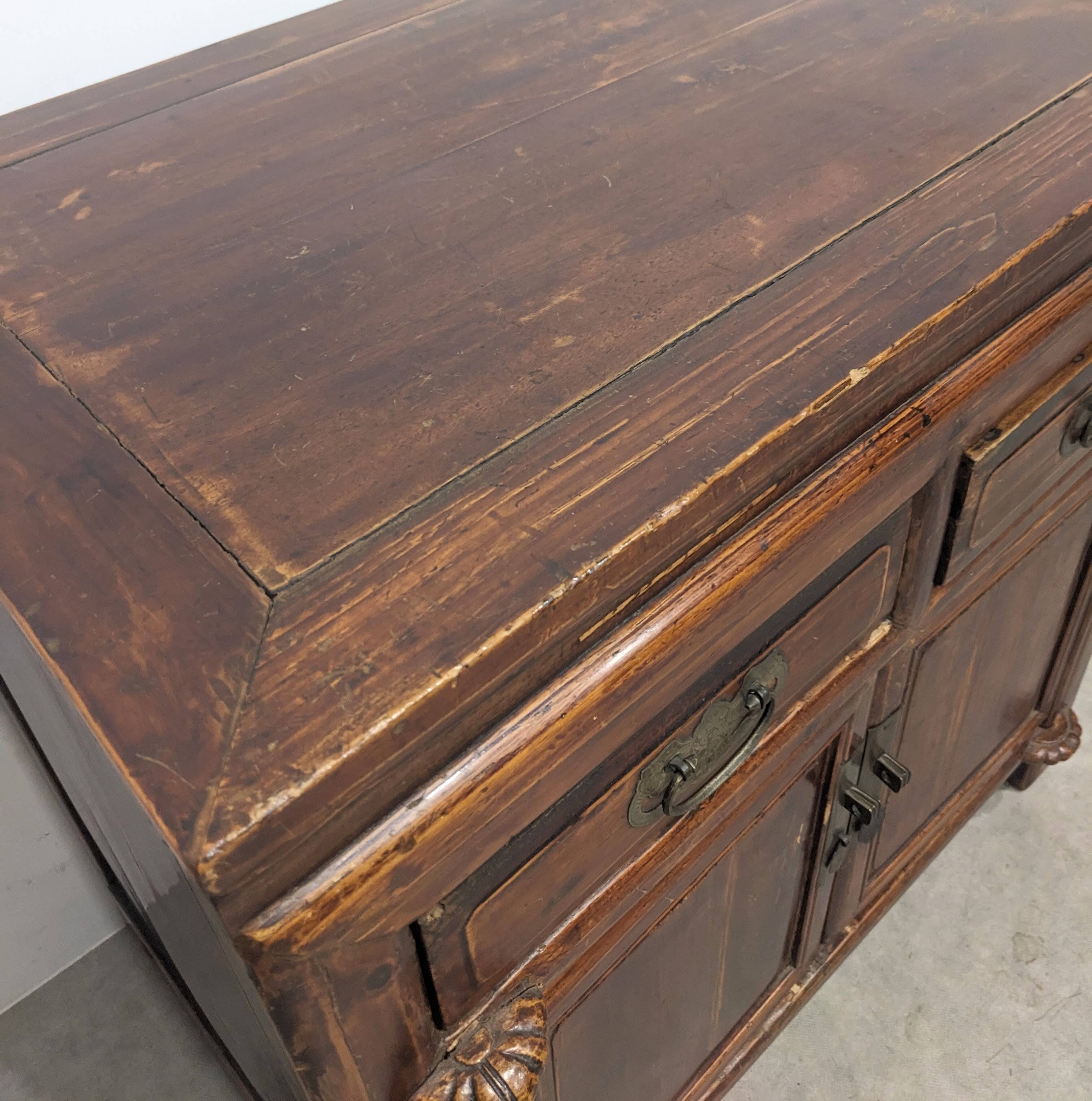 Commode chinoise traditionelle