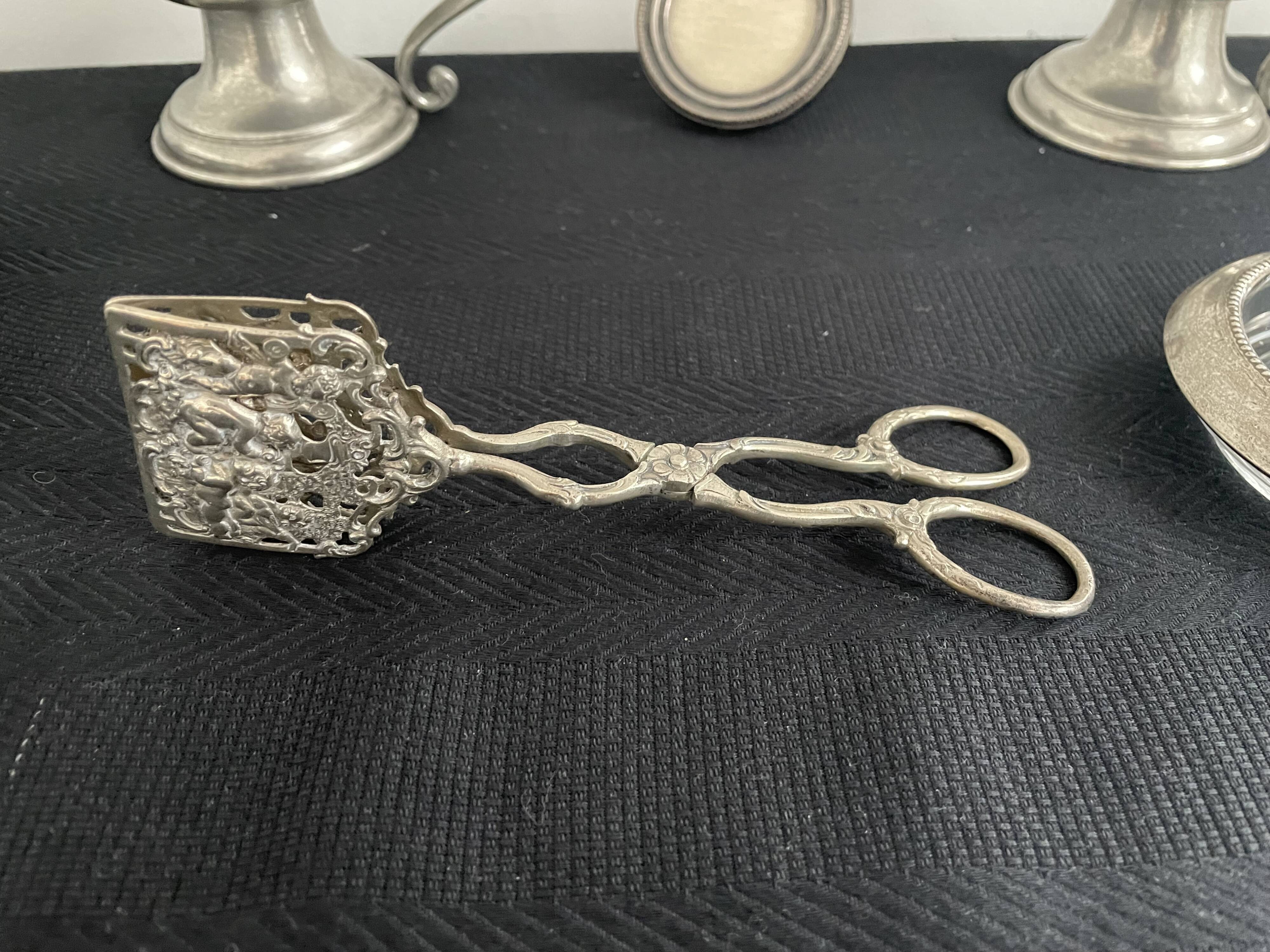 Antique scissors asparagus pliers - silver metal - putti decoration - United Kingdom